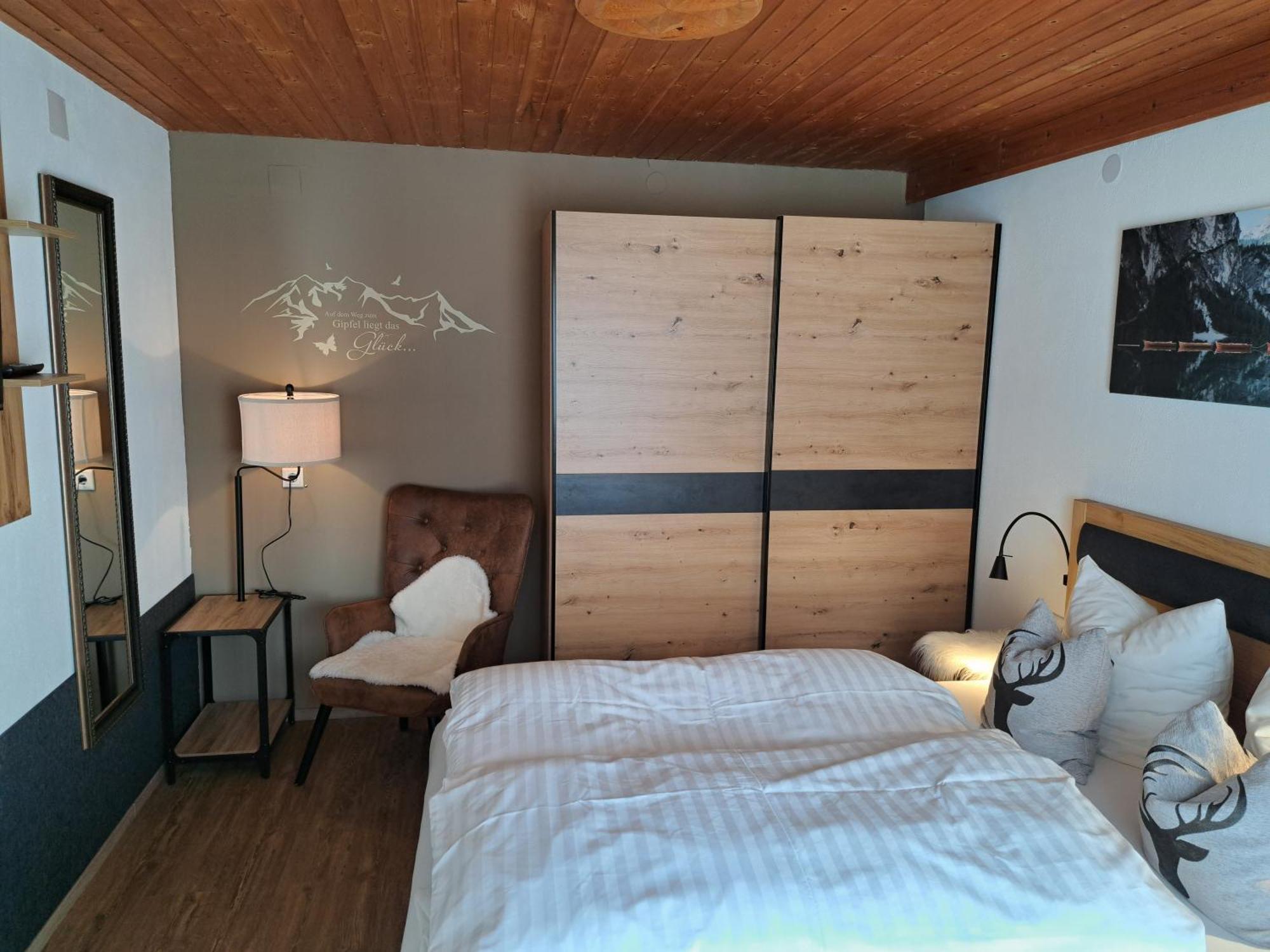 Apartmenthaus Bader Лойташ Екстер'єр фото