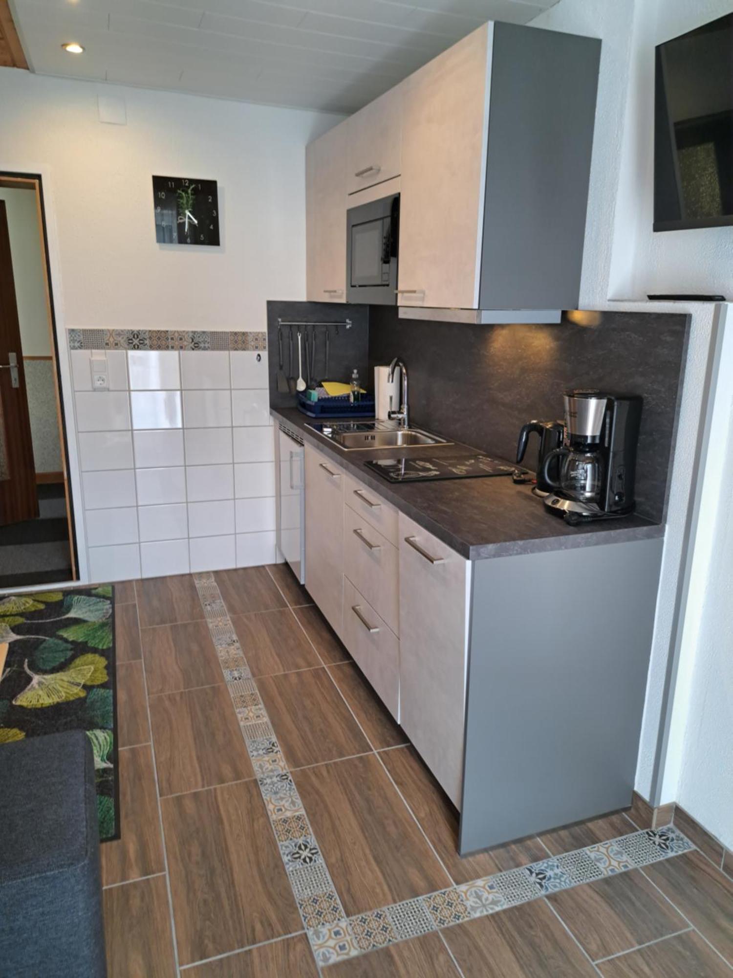 Apartmenthaus Bader Лойташ Екстер'єр фото