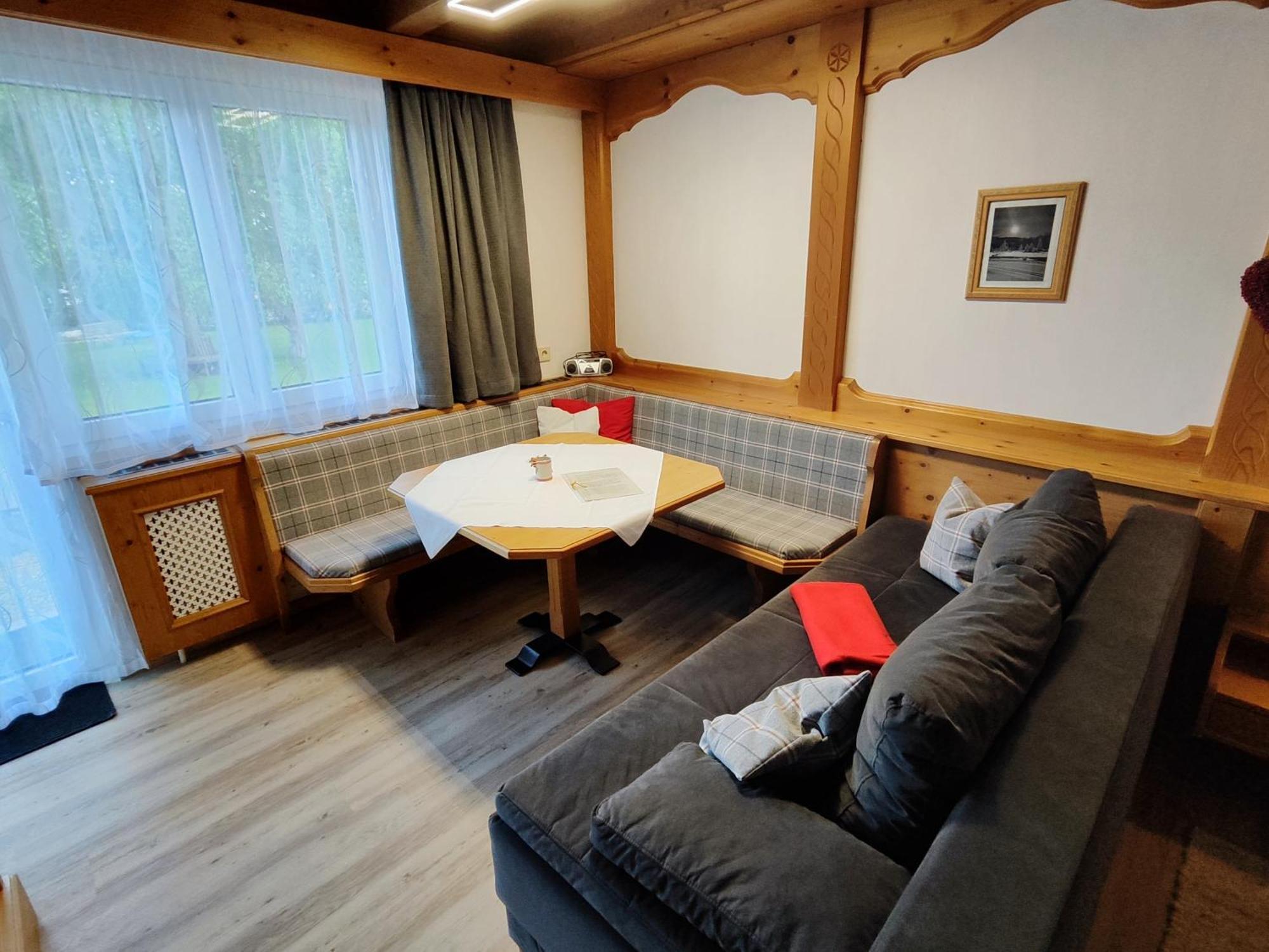 Apartmenthaus Bader Лойташ Екстер'єр фото