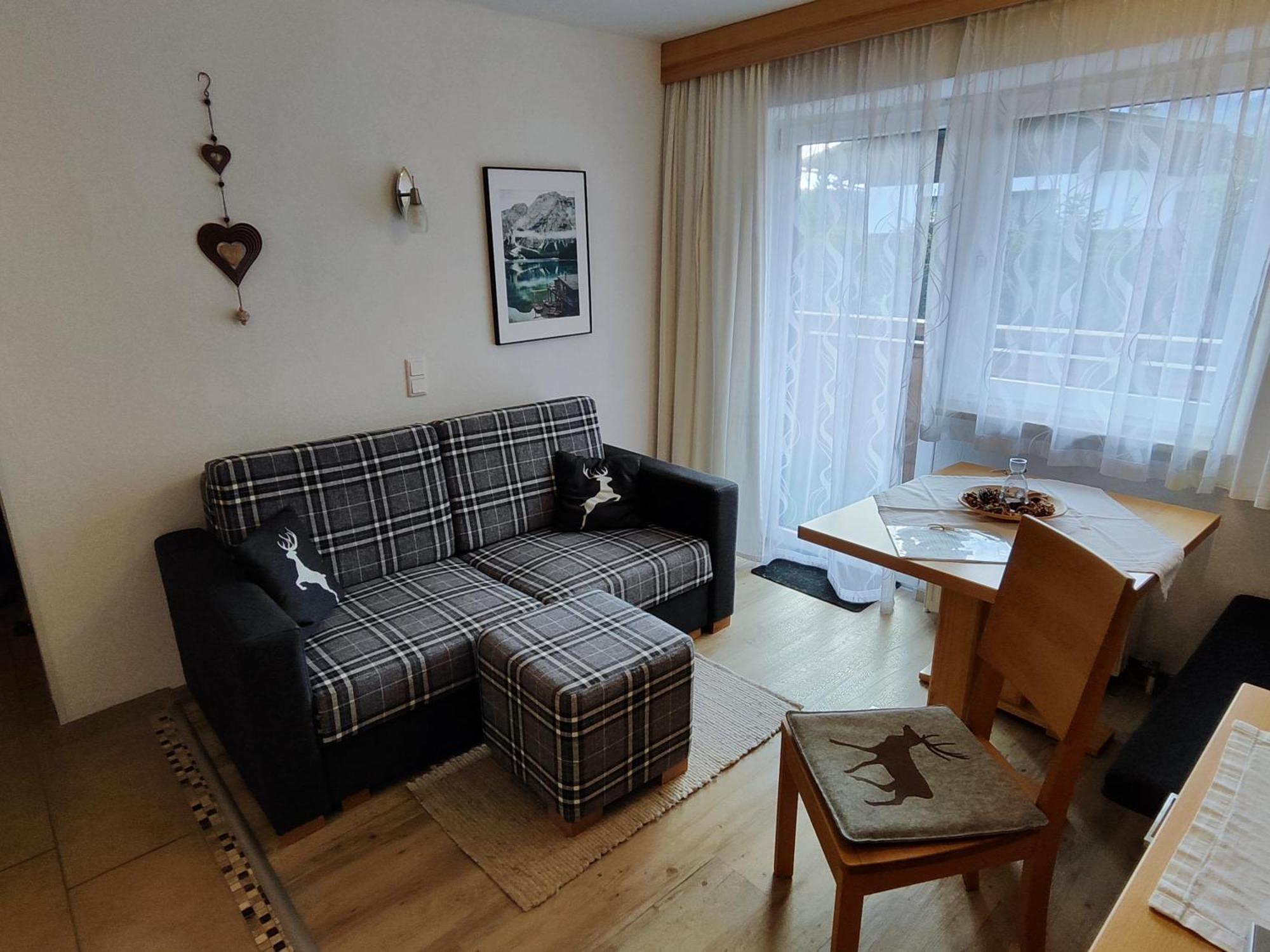 Apartmenthaus Bader Лойташ Екстер'єр фото