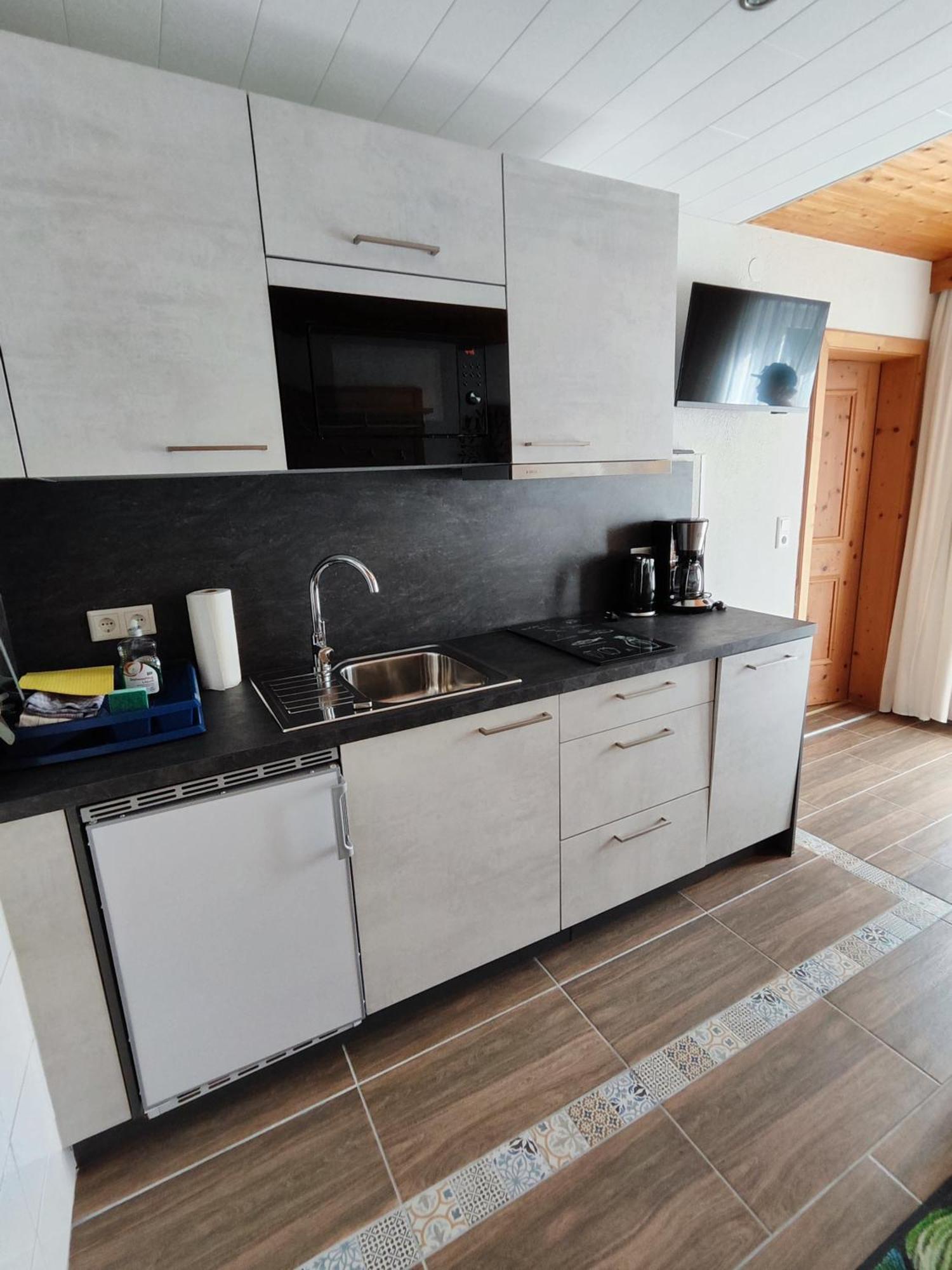 Apartmenthaus Bader Лойташ Екстер'єр фото